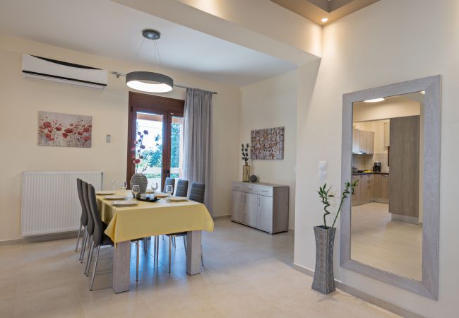 Villa in Gallos - All Season Sun Villa in Gallos - All Season Sun