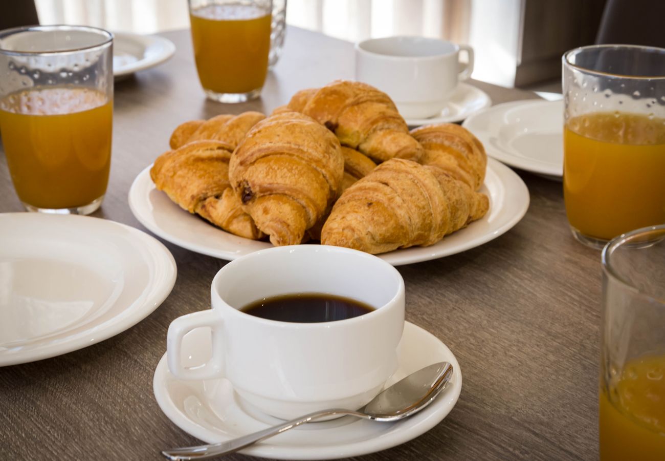 Villa with sea views,Triopetra,Rethymno,Enjoy your breakfast at the stone-courtyard Enjoy your breakfast at the stone-courtyard