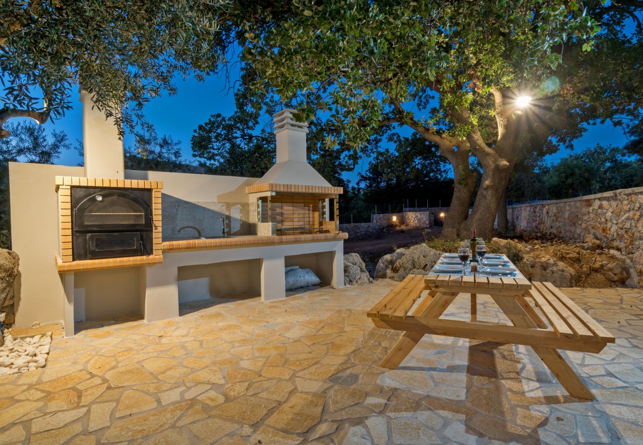 Bbq and traditional oven,Prines,Rethymno Bbq and traditional oven