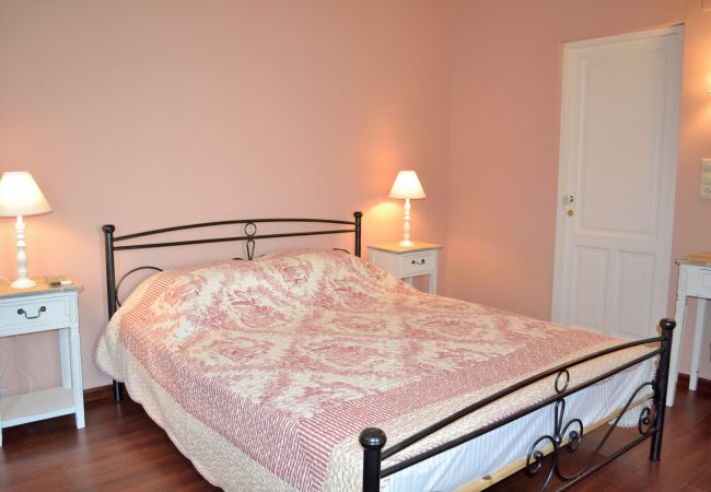 2 person studio in Rethymno Old Town, Comfortable bedroom 2 person studio in Rethymno Old Town, Comfortable bedroom