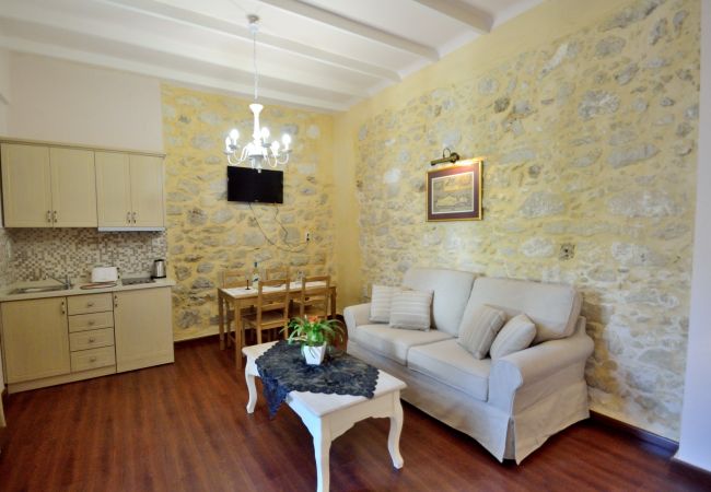 2 person studio in Rethymno Old Town, Flat 2 person studio in Rethymno Old Town, Flat