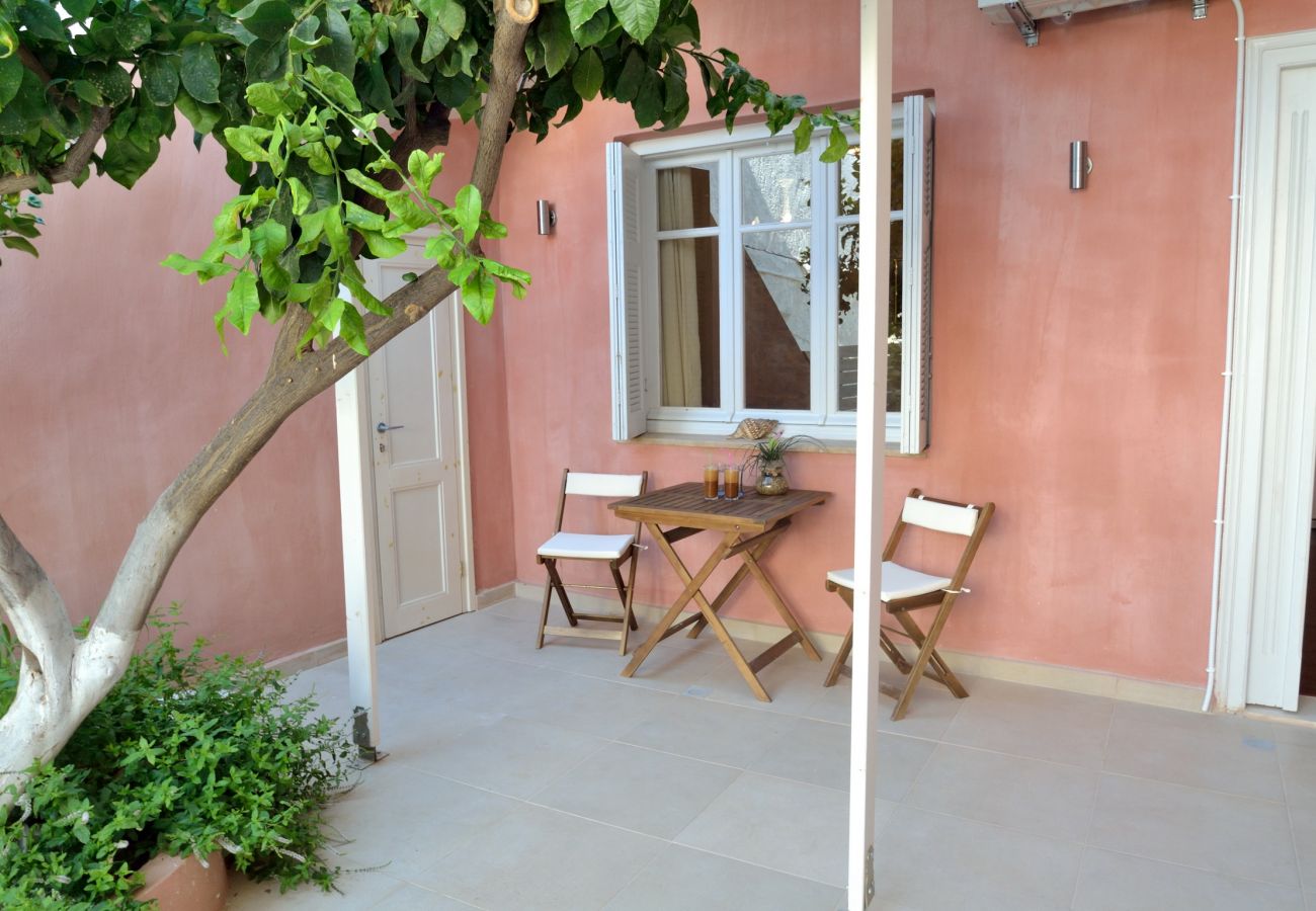 2 person studio in Rethymno Old Town, Terrace with exterior furniture 2 person studio in Rethymno Old Town, Terrace with exterior furniture