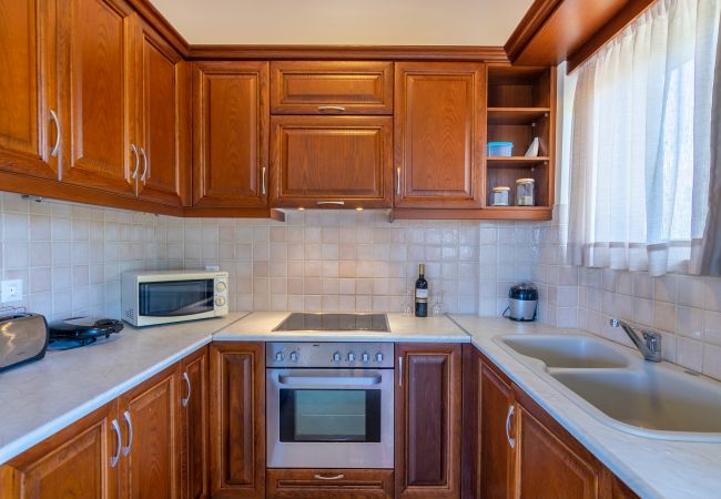 Villa in Walking distance to the beach, Near tavern, Chania, Crete Modern fully equipped kitchen of the villa in Walking distance to the beach, Near tavern, Chania, Crete