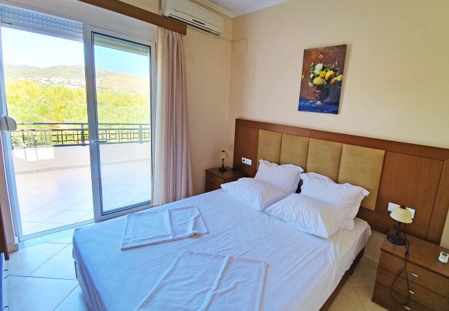 Villa in Walking distance to the beach, Near tavern, Chania, Crete Comfortable bedroom of the villa in Walking distance to the beach, Near tavern, Chania, Crete