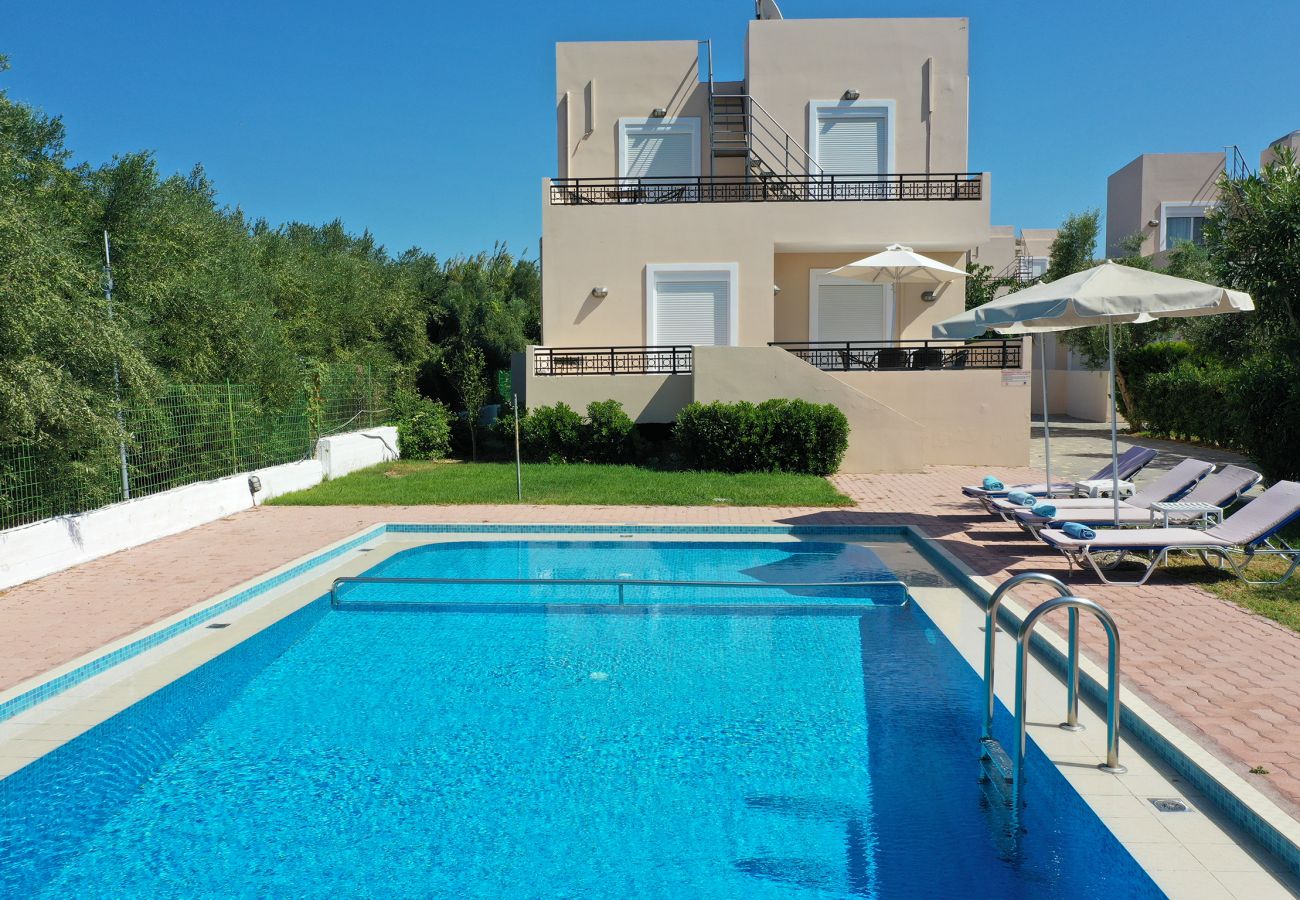 Villa in Walking distance to the beach, Near tavern, Chania, Crete Swimming pool area of the villa in Walking distance to the beach, Near tavern, Chania, Crete