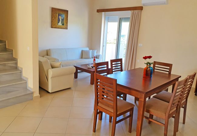 Villa in Walking distance to the beach, Near tavern, Chania, Crete Dining area of the villa in Walking distance to the beach, Near tavern, Chania, Crete