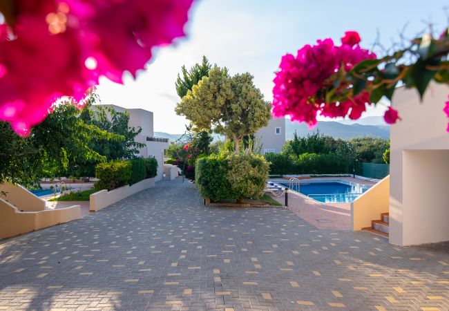 Villa in Walking distance to the beach, Near tavern, Chania, Crete Part of the villas complex of the villa in Walking distance to the beach, Near tavern, Chania, Crete