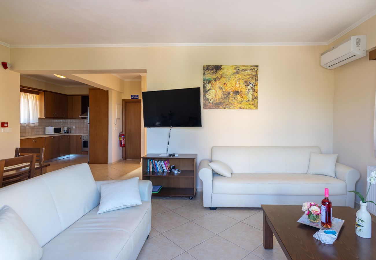 Villa in Walking distance to the beach, Near tavern, Chania, Crete Living area of the villa in Walking distance to the beach, Near tavern, Chania, Crete