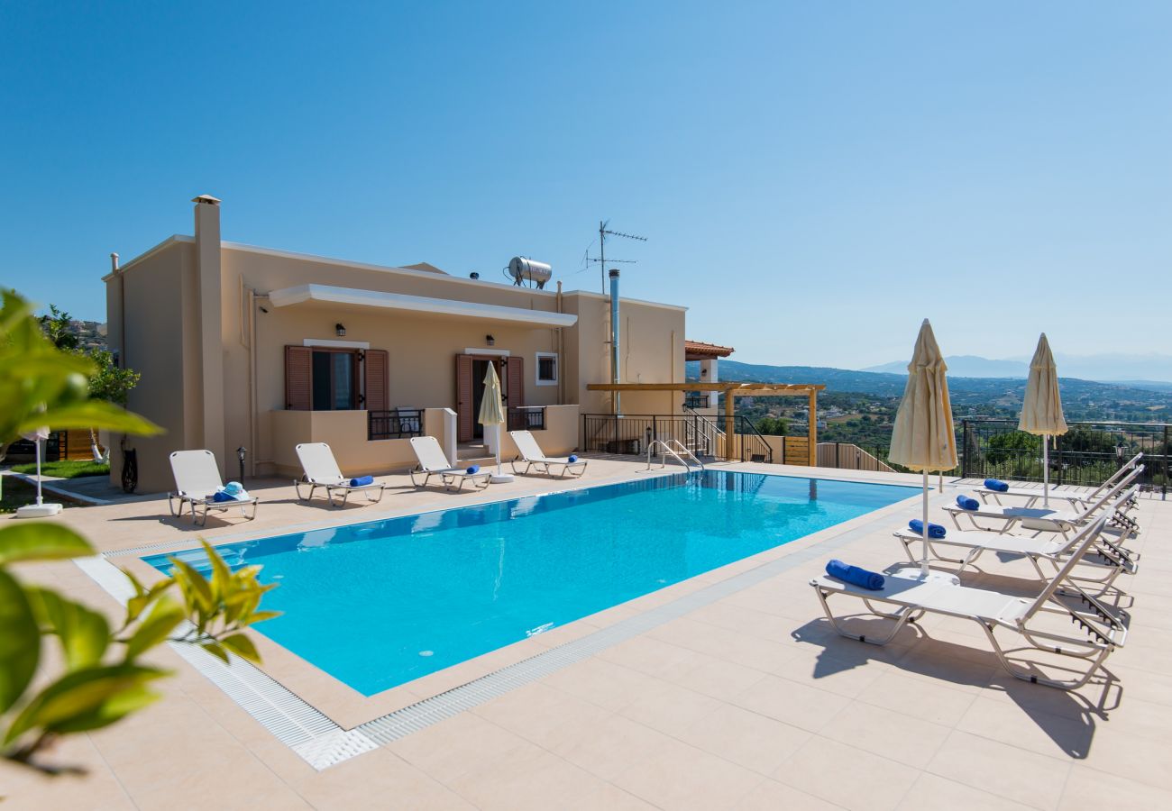 Large modern villa with private pool near Platanes, Rethymno, Crete Large modern villa with private pool near Platanes, Rethymno, Crete
