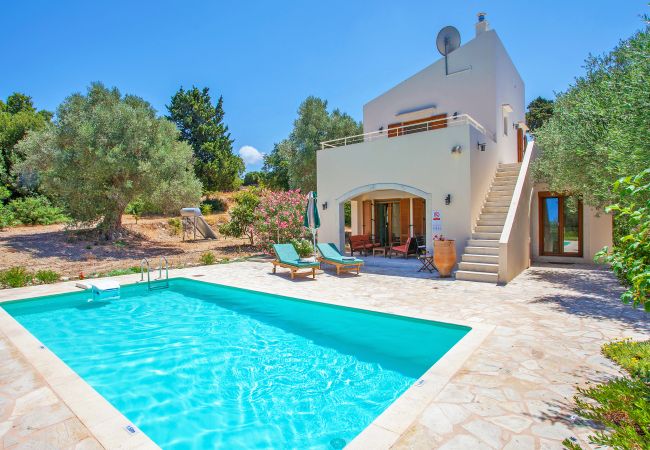 Rural Villa,Private pool,ideal for couples, Amnatos, Rethymno, Crete Rural Villa,Private pool,ideal for couples, Amnatos, Rethymno, Crete