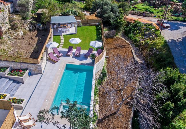 Villa in Gerani - Memoria Villa in Gerani - Memoria