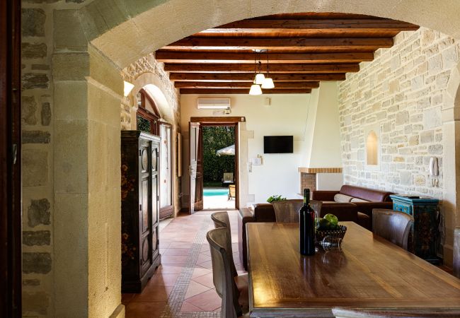 Villa in Adelianos Kampos - Kali Villa in Adelianos Kampos - Kali