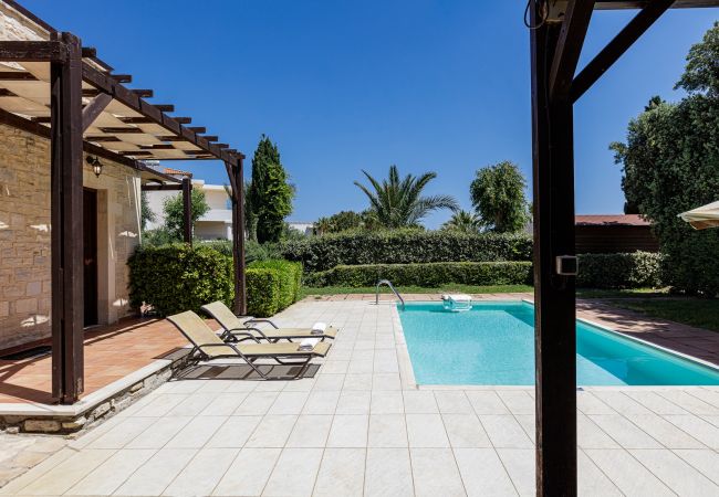 Villa in Adelianos Kampos - Kali Villa in Adelianos Kampos - Kali