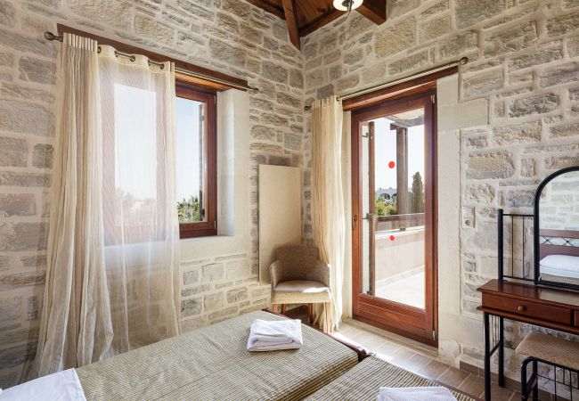 Villa in Adelianos Kampos - Kali Villa in Adelianos Kampos - Kali