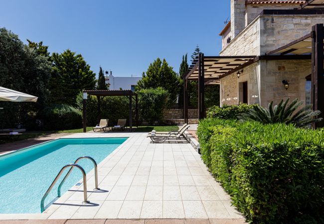 Villa in Adelianos Kampos - Kali Villa in Adelianos Kampos - Kali