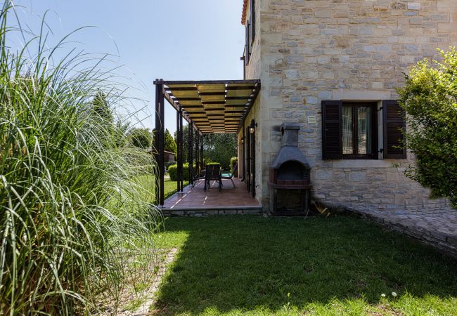 Villa in Adelianos Kampos - Kali Villa in Adelianos Kampos - Kali