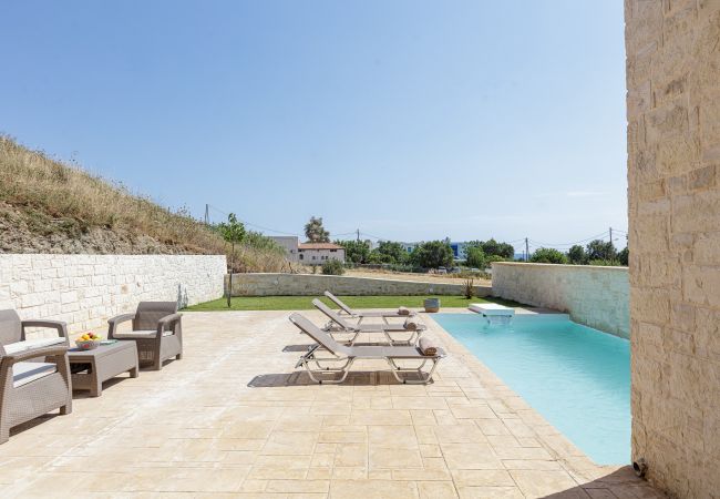 Villa in Damnoni - Mythos 3 Villa in Damnoni - Mythos 3