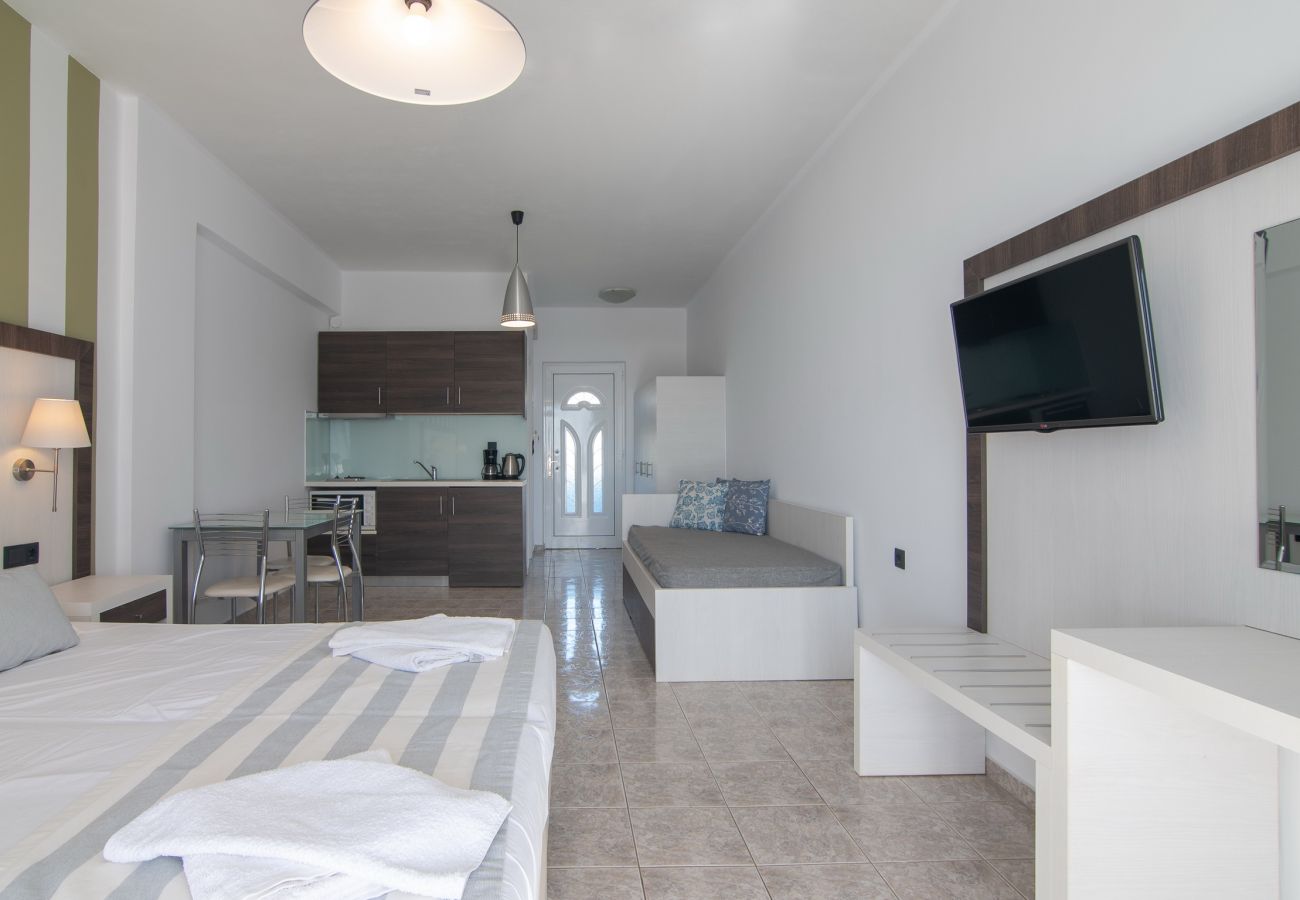 Studio,Walking distance to beach & tavern,Damnoni,Plakias,Crete  Studio,Walking distance to beach & tavern,Damnoni,Plakias,Crete