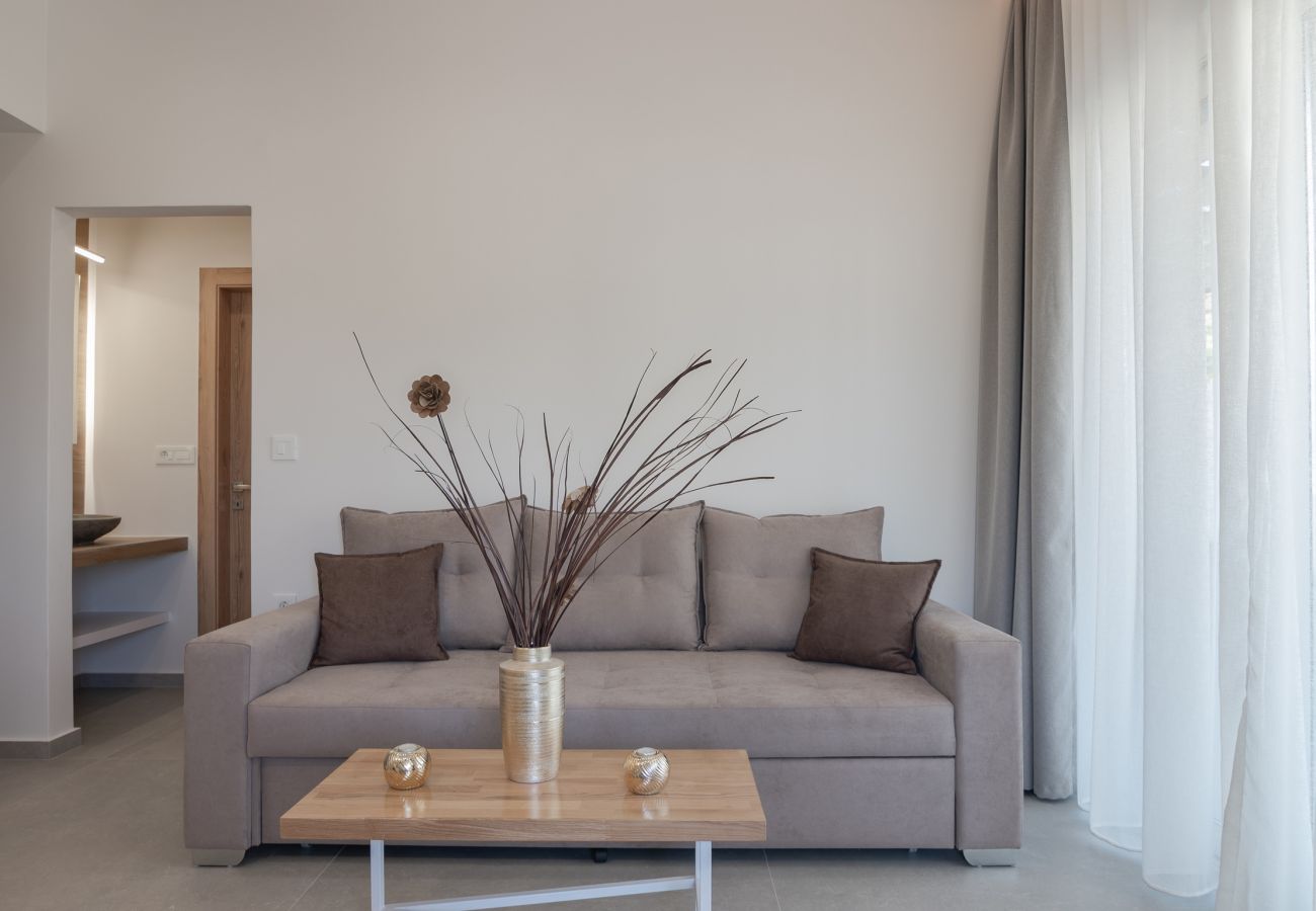 Modern studios & apartments,fully renovated,100m beach,Plakias,Crete Modern studios & apartments,fully renovated,100m beach,Plakias,Crete