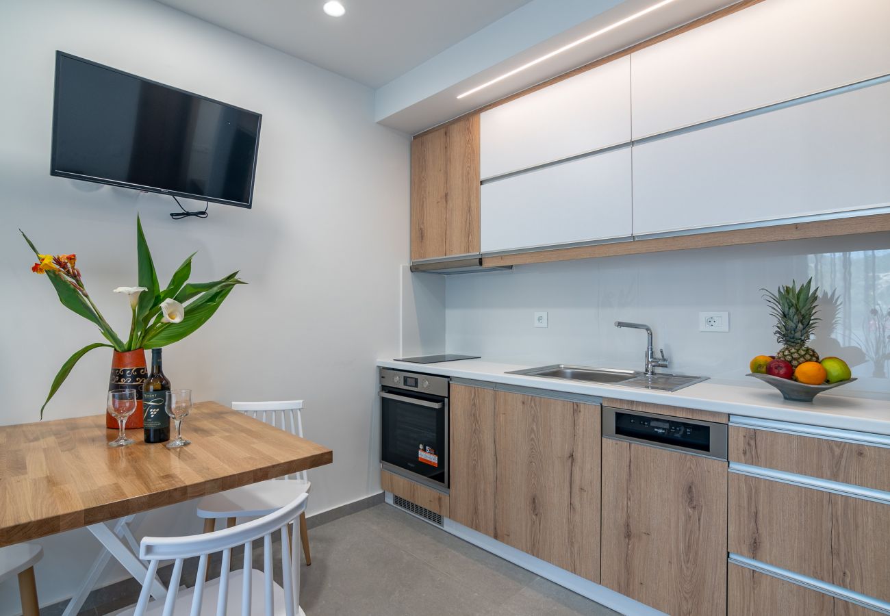 Modern studios & apartments,fully renovated,100m beach,Plakias,Crete Modern studios & apartments,fully renovated,100m beach,Plakias,Crete