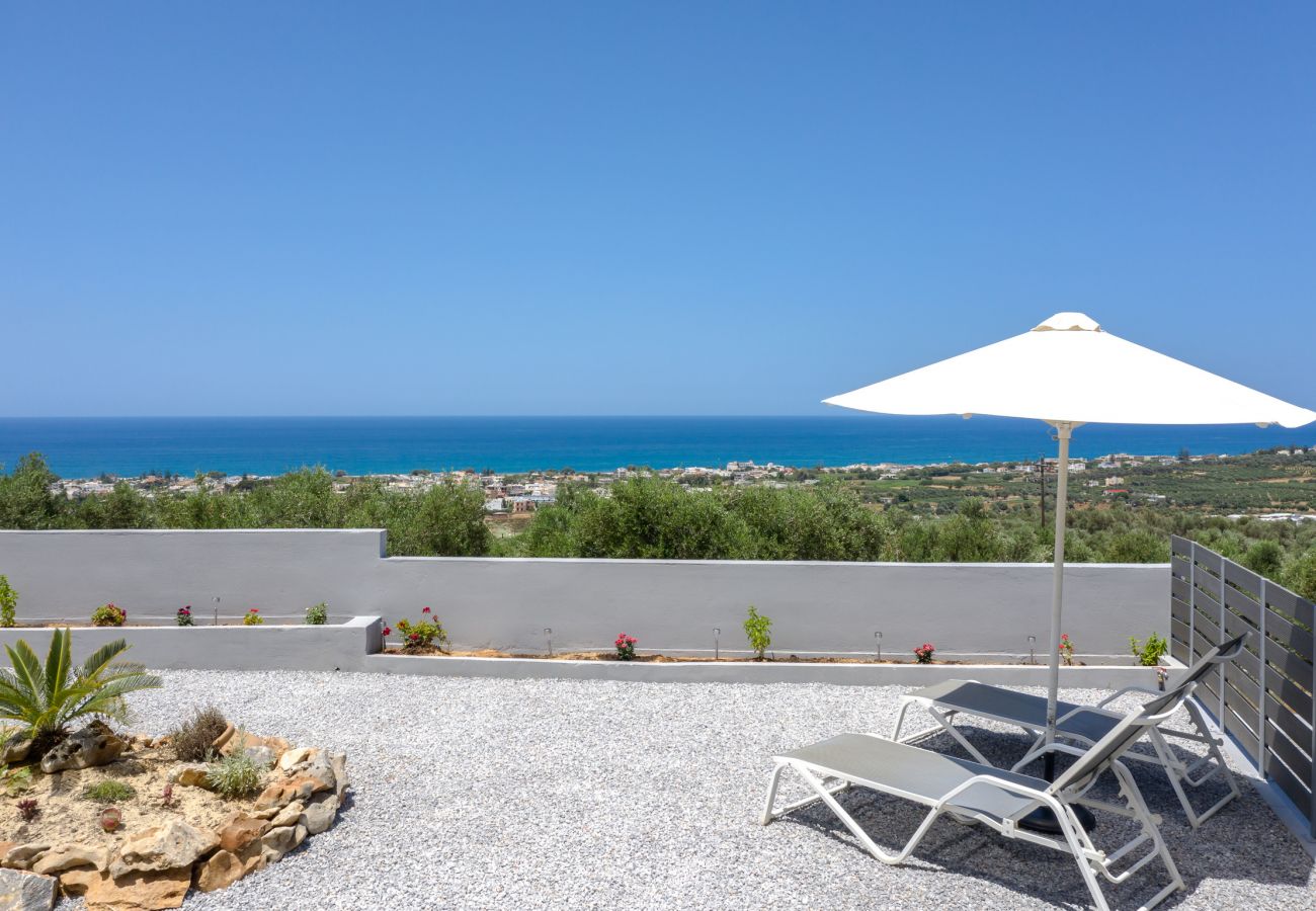 Cozy apt,Fully equipped,Near amenities,Platanias,Rethymno Cozy apt,Fully equipped,Near amenities,Platanias,Rethymno