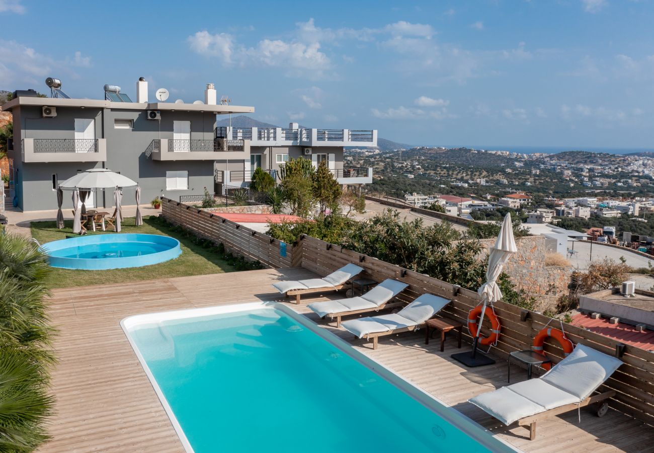 Amina villa Agios Nikoloas Crete: Resort Amina villa Agios Nikoloas Crete: Resort