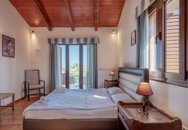 Villa in Agia Triada - Hill Top Villa in Agia Triada - Hill Top