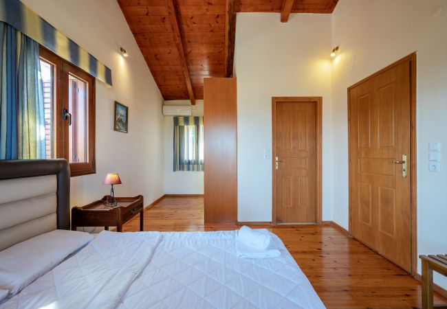 Villa in Agia Triada - Hill Top Villa in Agia Triada - Hill Top