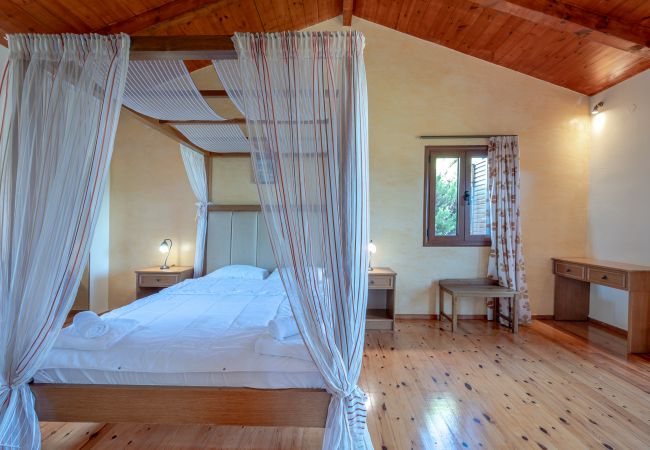 Villa in Agia Triada - Hill Top Villa in Agia Triada - Hill Top