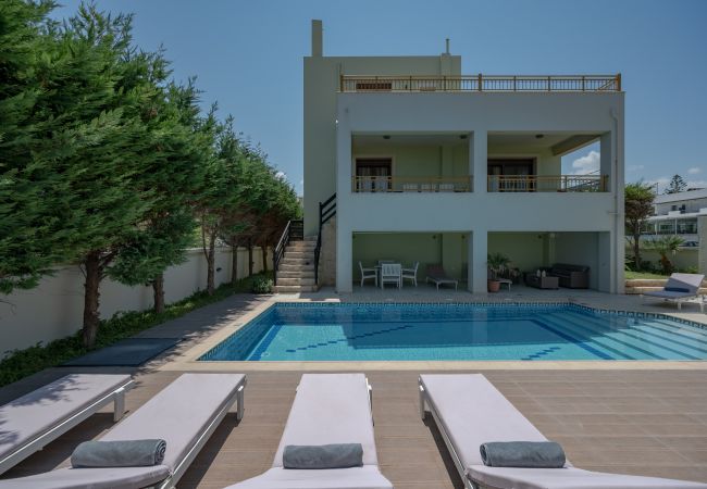 BeachVilla,13 guests,Pool,Playroom,Near beach & taverns,Rethymno BeachVilla,13 guests,Pool,Playroom,Near beach & taverns,Rethymno