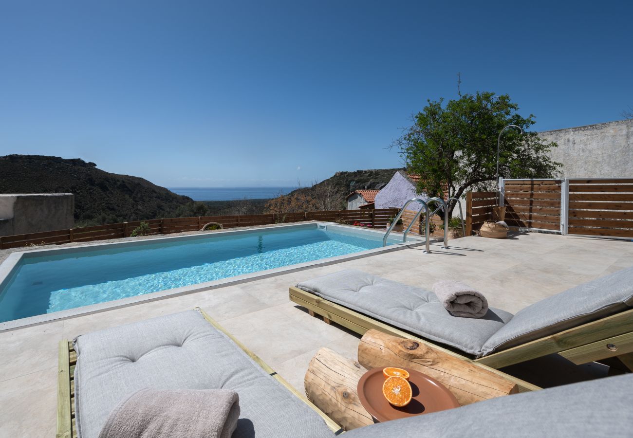 Nomas Skaloti, Villa with Sea View, Relaxing Swimming Pool