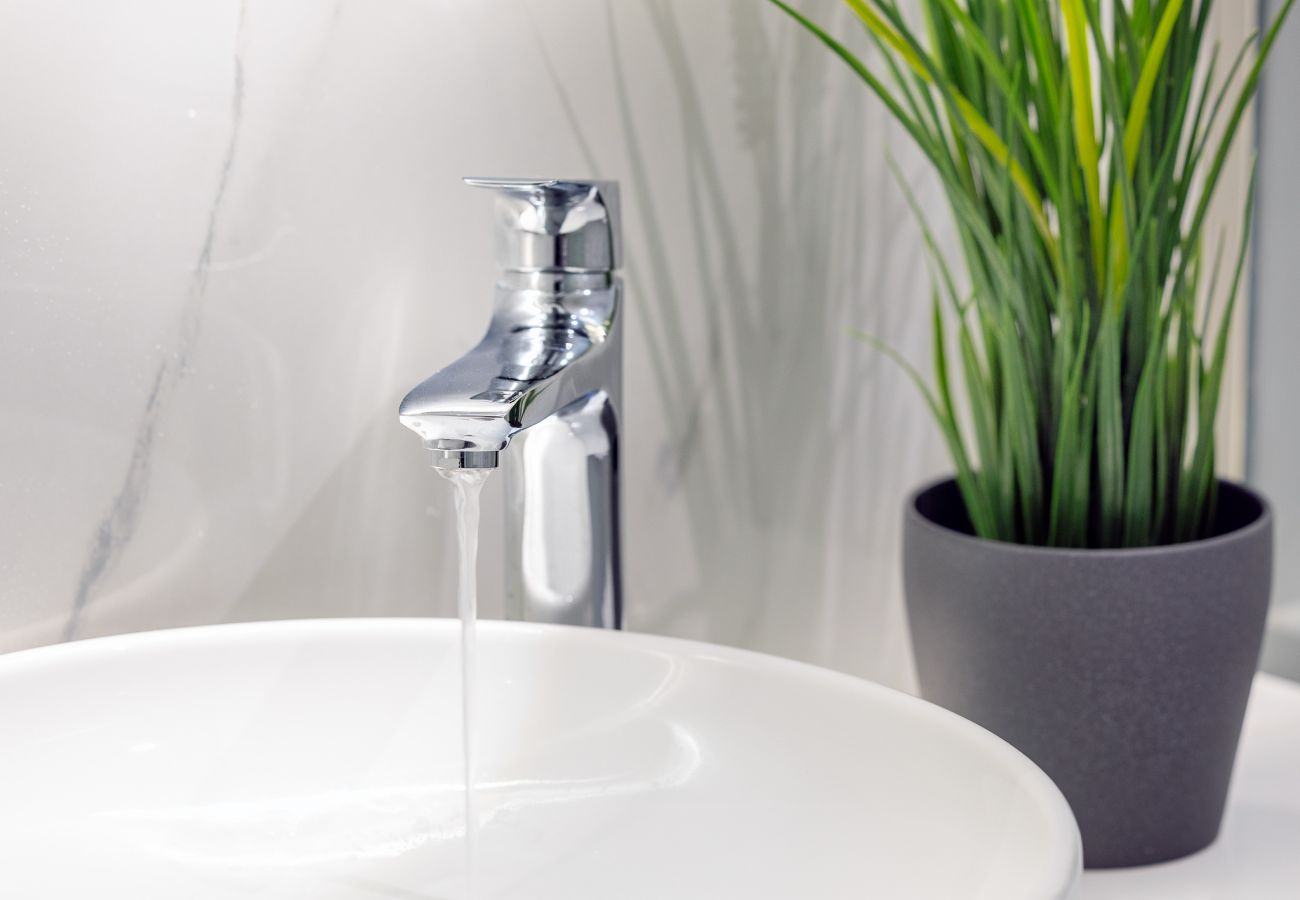 Creta Sun,101 Luxury Studio, Modern Bathroom Creta Sun,101 Luxury Studio, Modern Bathroom
