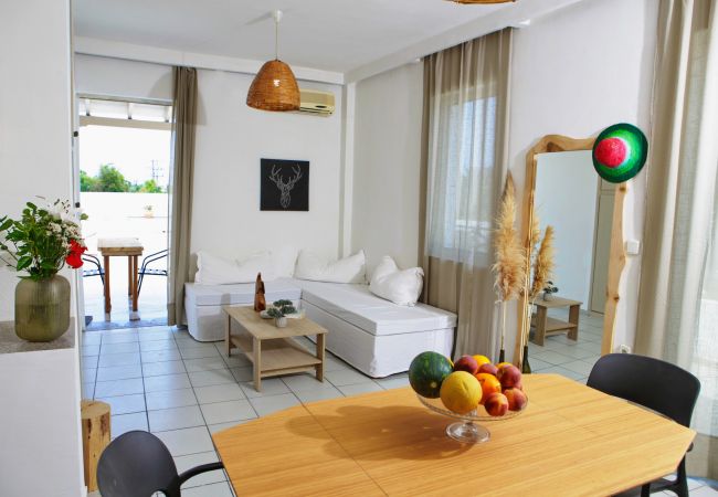 Kalimera apt,Near beach,Tavern,Supermarket,Rethymno Kalimera apt,Near beach,Tavern,Supermarket,Rethymno