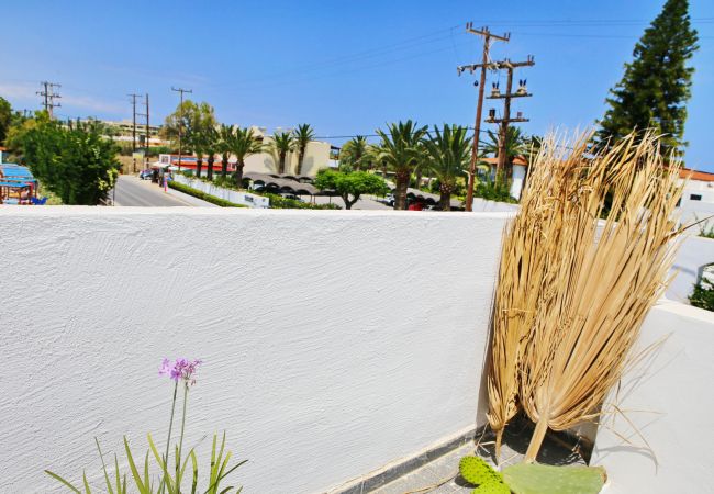 Kalimera apt,Near beach,Tavern,Supermarket,Rethymno Kalimera apt,Near beach,Tavern,Supermarket,Rethymno
