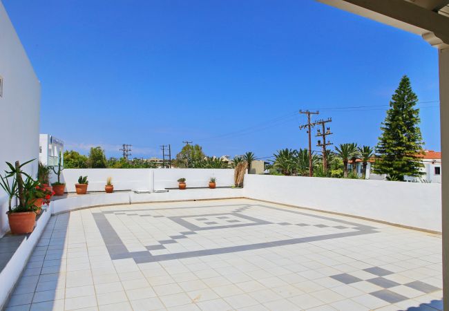 Kalimera apt,Near beach,Tavern,Supermarket,Rethymno Kalimera apt,Near beach,Tavern,Supermarket,Rethymno
