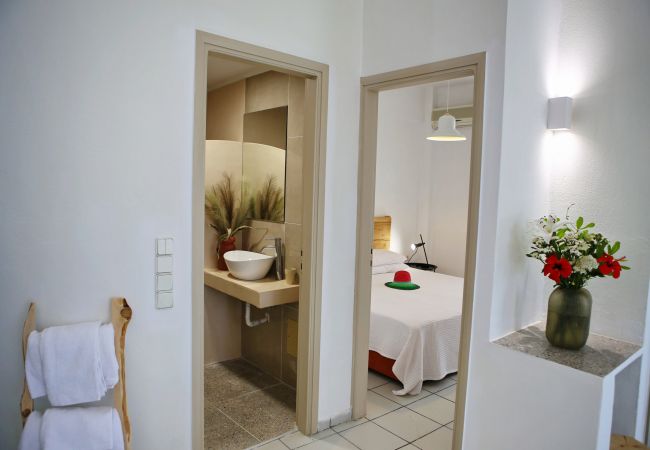Kalimera apt,Near beach,Tavern,Supermarket,Rethymno Kalimera apt,Near beach,Tavern,Supermarket,Rethymno
