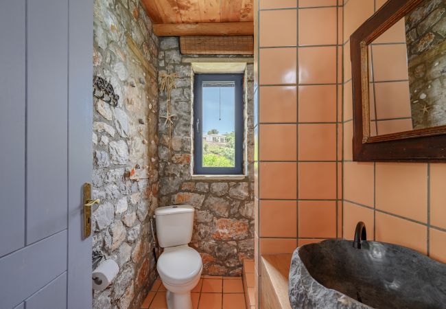 Rozare,serene villa,pool,Near taverns,Crete,Greece Rozare,serene villa,pool,Near taverns,Crete,Greece