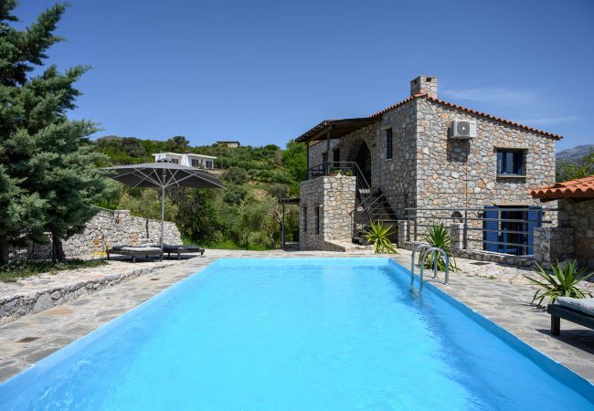 Rozare,serene villa,pool,Near taverns,Crete,Greece Rozare,serene villa,pool,Near taverns,Crete,Greece