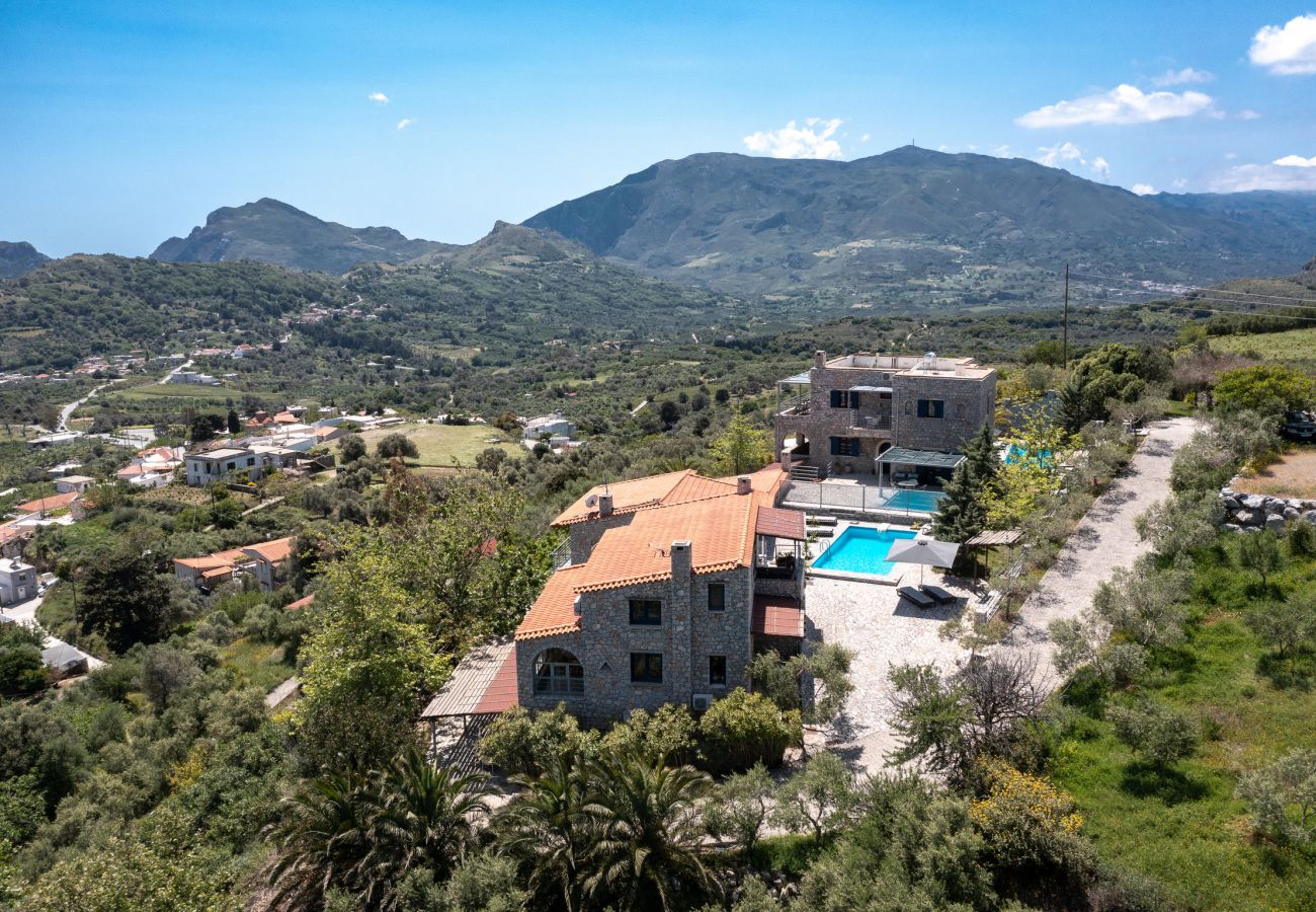Rozare,serene villa,pool,Near taverns,Crete,Greece Rozare,serene villa,pool,Near taverns,Crete,Greece