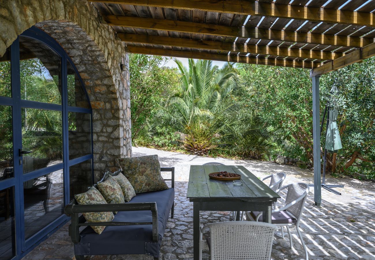 Rozare,serene villa,pool,Near taverns,Crete,Greece Rozare,serene villa,pool,Near taverns,Crete,Greece