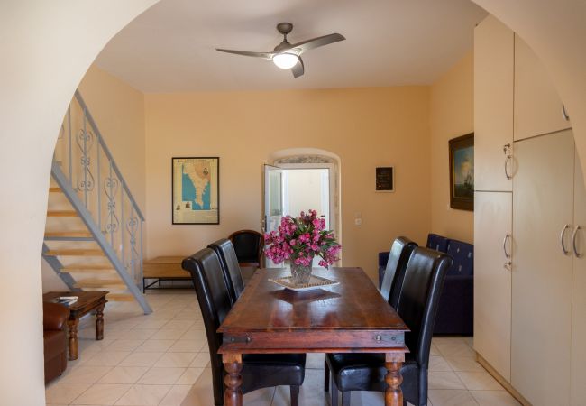 Apartment in Agia Varvara - Mani Tsopakas Residences - Artsi Maisonette Apartment in Agia Varvara - Mani Tsopakas Residences - Artsi Maisonette