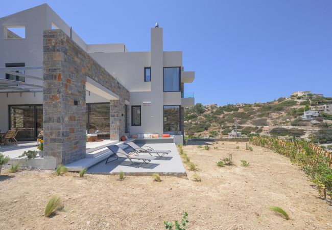 Villa in Agia Pelagia - Theasea Luxury Residence Villa in Agia Pelagia - Theasea Luxury Residence