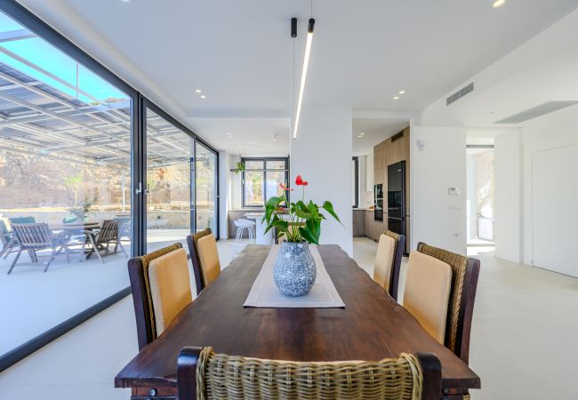 Villa in Agia Pelagia - Theasea Luxury Residence Villa in Agia Pelagia - Theasea Luxury Residence