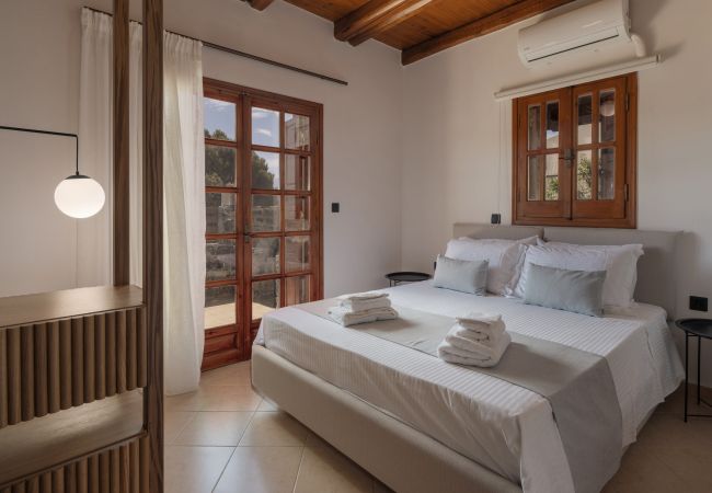 Villa in Panormo - Ami Manoir Villa in Panormo - Ami Manoir