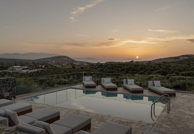 Villa in Panormo - Ami Manoir Villa in Panormo - Ami Manoir