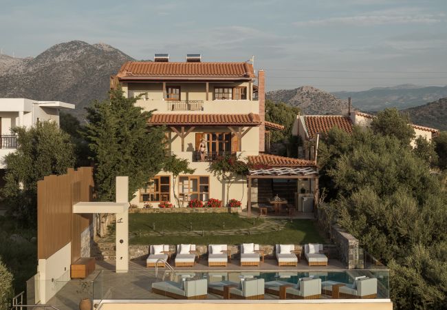 Villa in Panormo - Ami Manoir Villa in Panormo - Ami Manoir