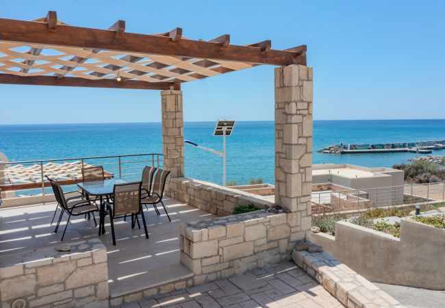 Villa in Keratokambos - Petrina 3 Villa in Keratokambos - Petrina 3