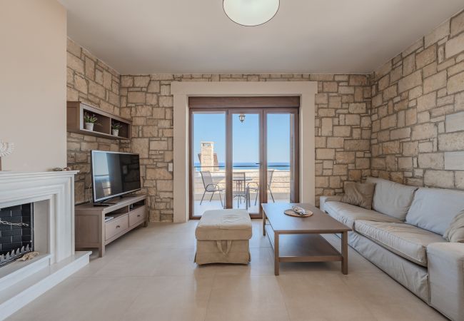 Villa in Keratokambos - Petrina 3 Villa in Keratokambos - Petrina 3