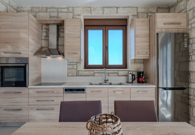 Villa in Keratokambos - Petrina 3 Villa in Keratokambos - Petrina 3