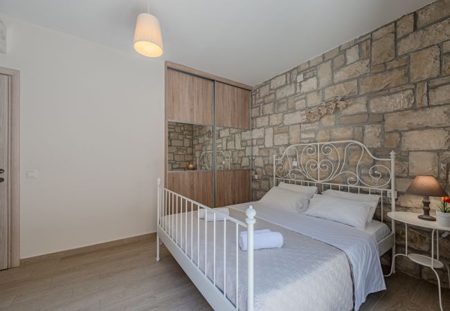 Villa in Keratokambos - Petrina 3 Villa in Keratokambos - Petrina 3